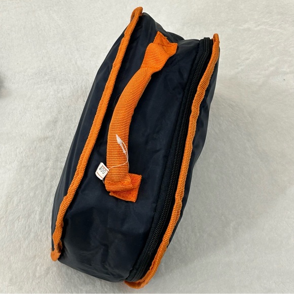 NFL Team Chicago Bears Football Travel School Game Cooler Lunch Box Bag 10”x8” - Picture 3 of 9